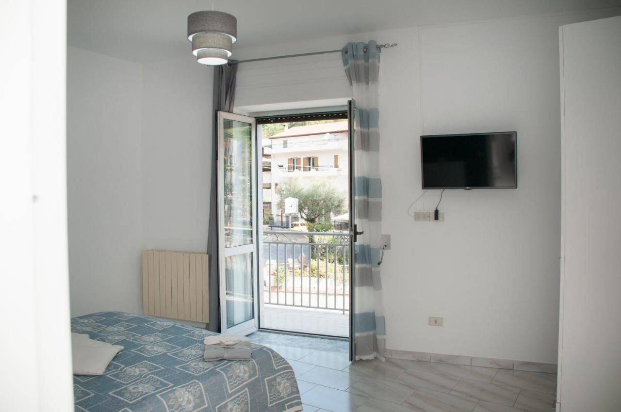 Bed And Breakfast Champagne Sanza Exterior foto